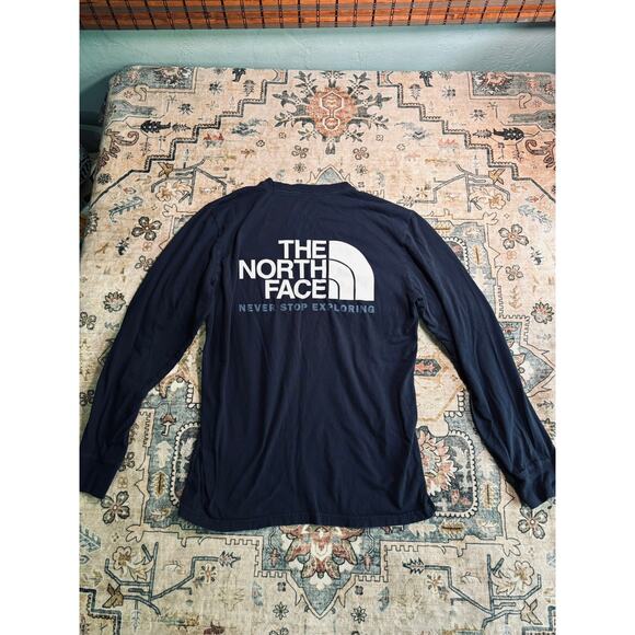 The North Face Men’s Graphic Long Sleeve T-Shirt Navy Blue Logo Spell out Size M - Picture 1 of 5
